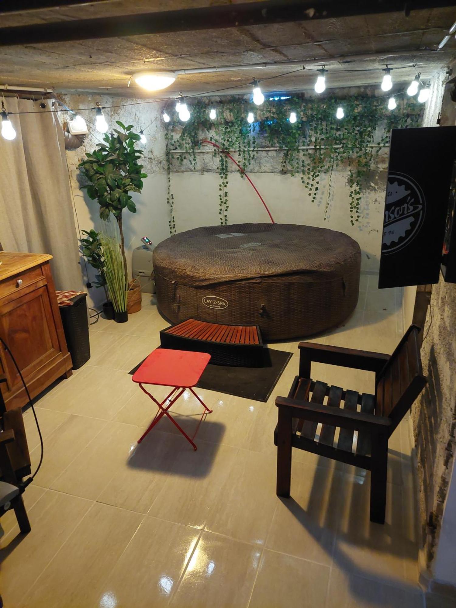Gite D'Exception 13 Couchages Avec Jacuzzi Et Sauna 香槟沙隆 外观 照片